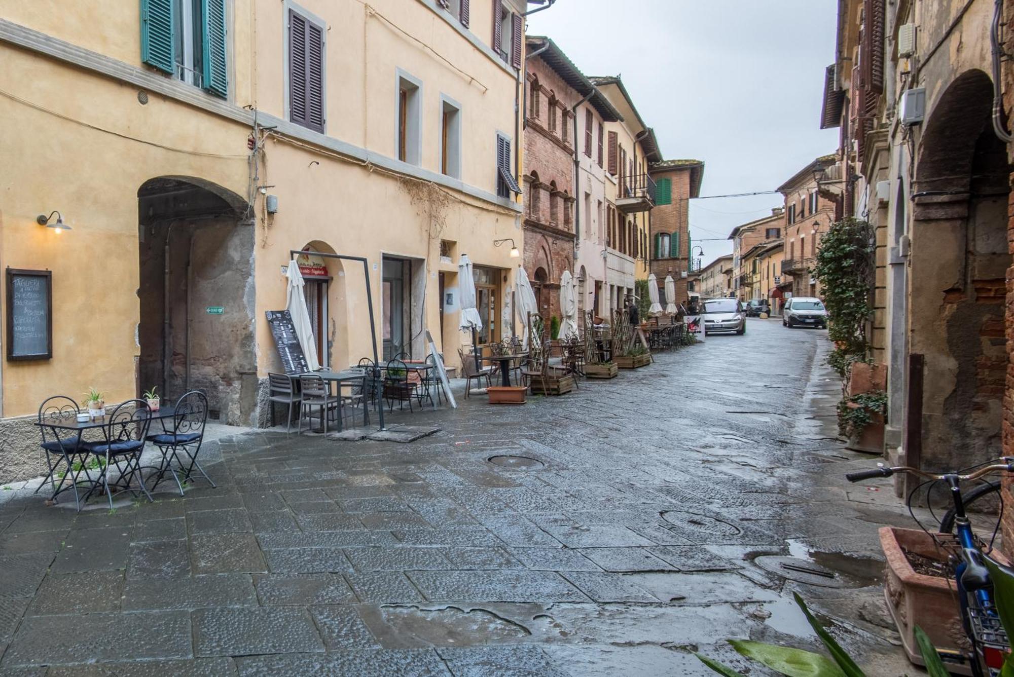 La Casa Gialla Di Buonconvento Bagian luar foto